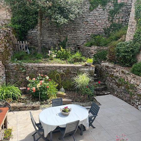 Maison Cosy En Plein Centre Ville Semur-en-Auxois Eksteriør billede