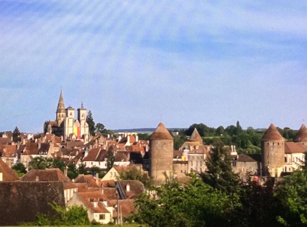 Maison Cosy En Plein Centre Ville Semur-en-Auxois Eksteriør billede