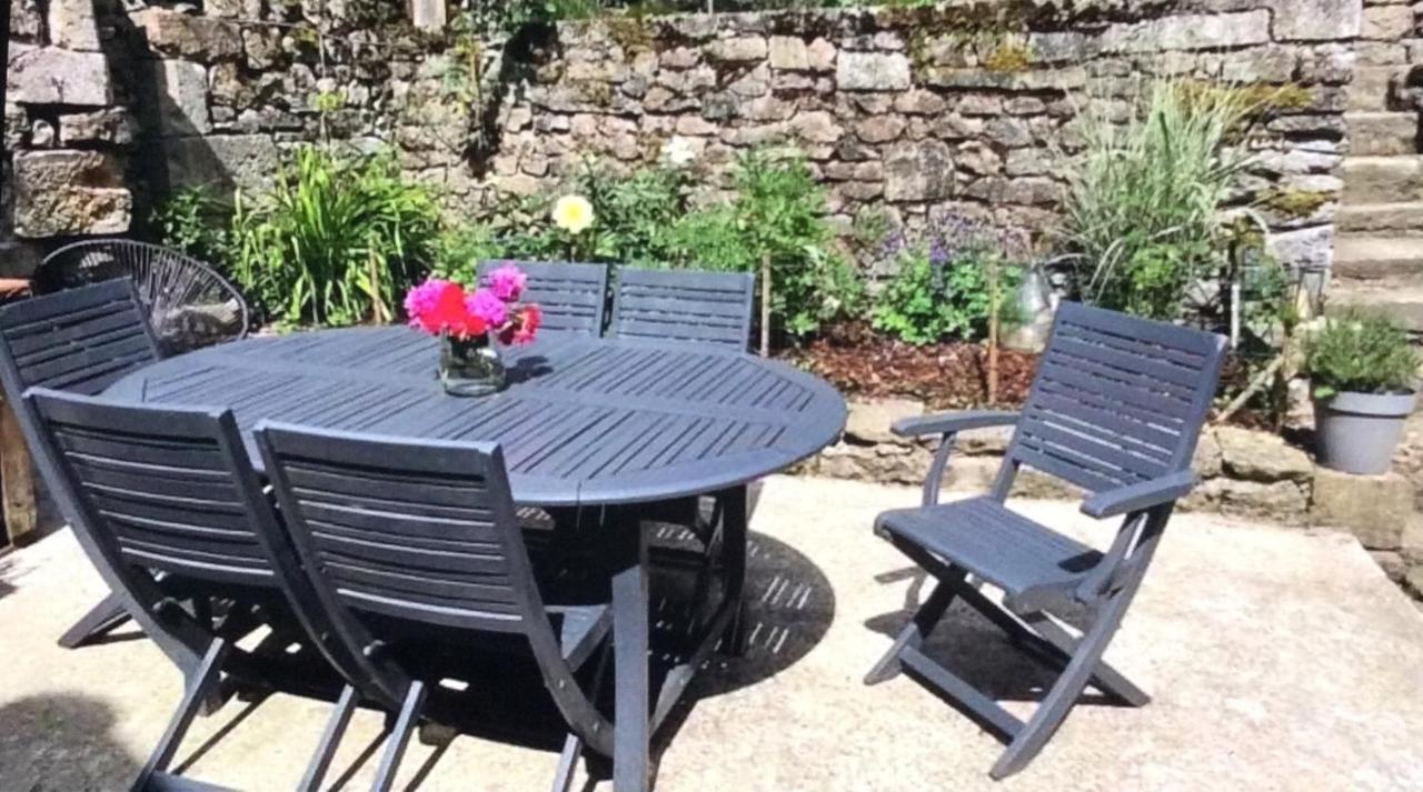 Maison Cosy En Plein Centre Ville Semur-en-Auxois Eksteriør billede