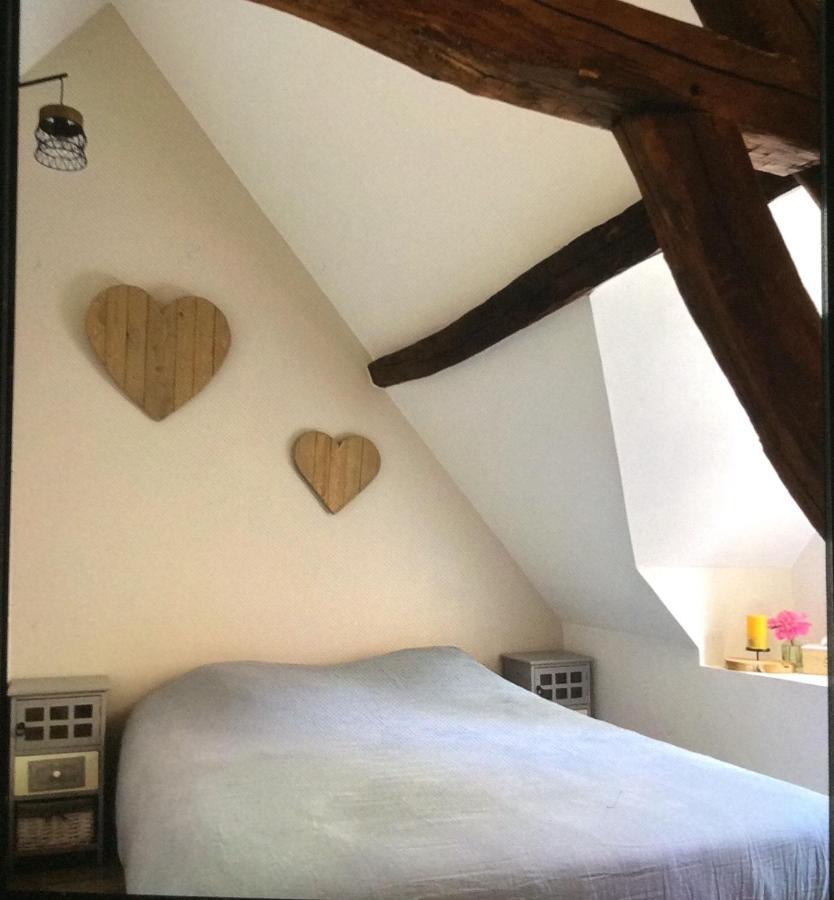 Maison Cosy En Plein Centre Ville Semur-en-Auxois Eksteriør billede