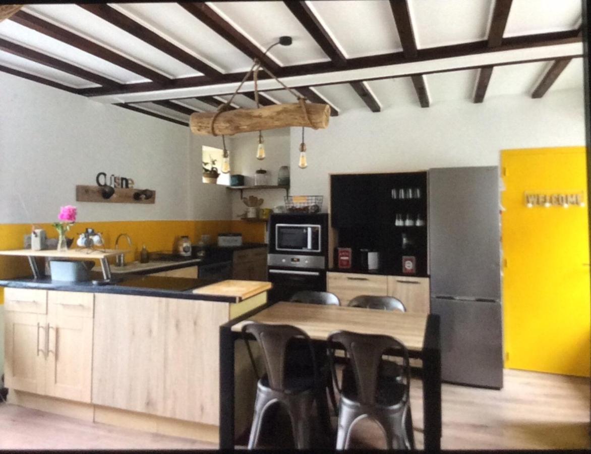 Maison Cosy En Plein Centre Ville Semur-en-Auxois Eksteriør billede